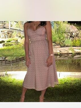 Sweetheart Midi Dress in Blush Floral